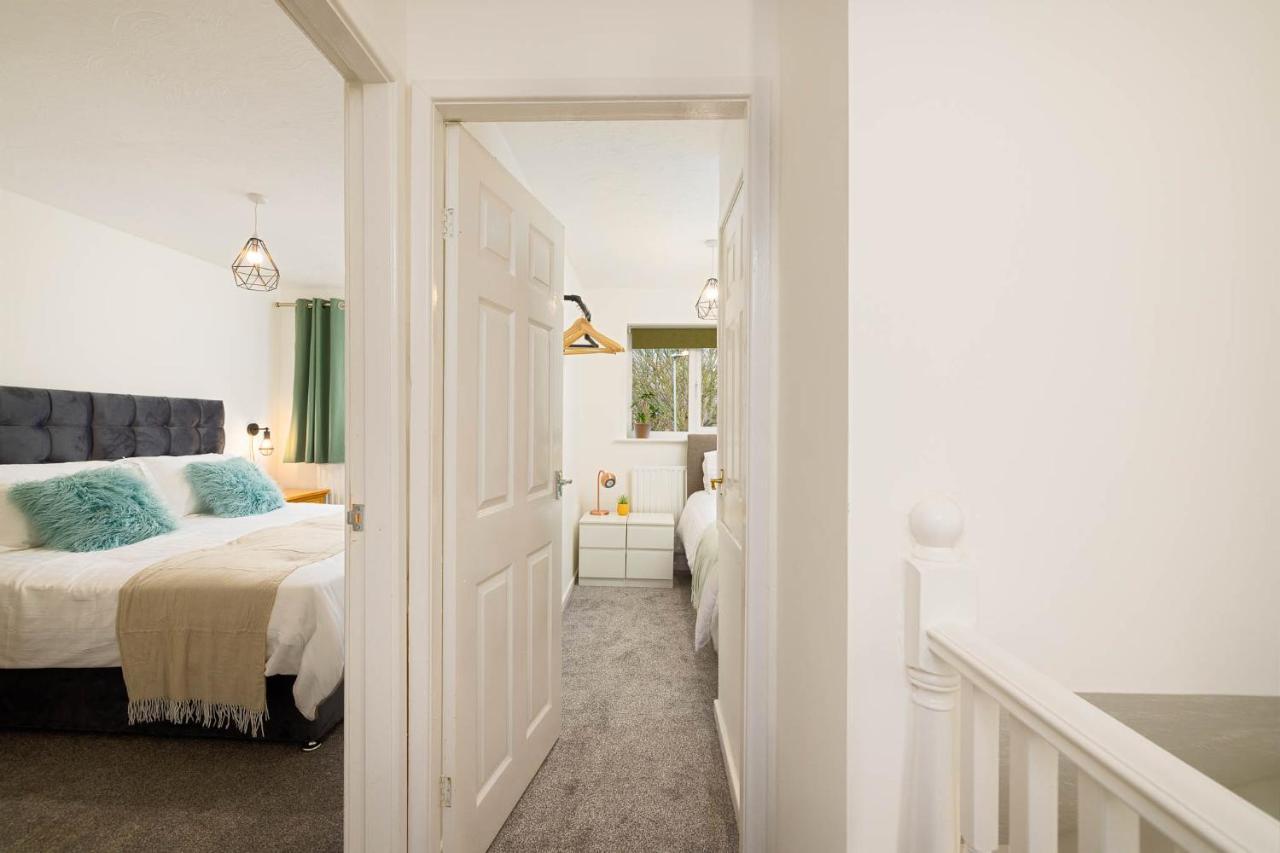 Spacious Three-bedroom House By Real Lush Properties In Plant Hill House Holiday home *